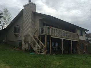 186 Southern Shores Dr, Brooklyn, MI 49230