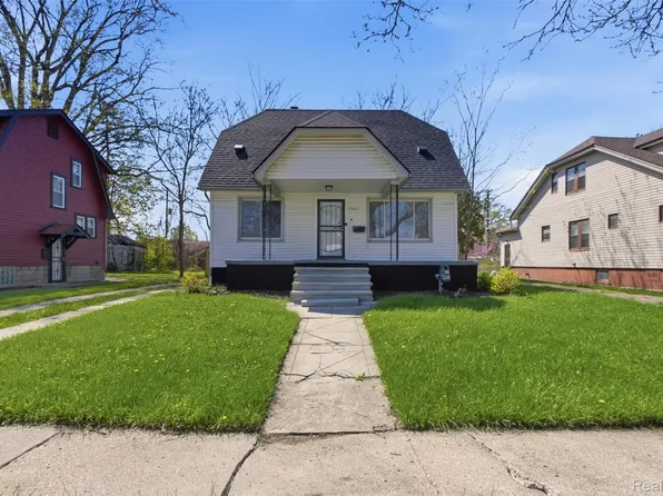 15881 Winthrop St, Detroit, MI 48227