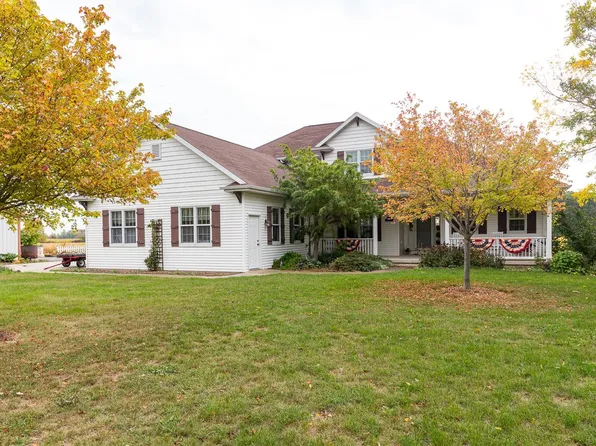 N4460 McCabe Rd, Kaukauna, WI 54130