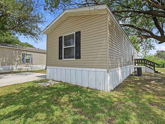 4th image of 22-1601 E Fm 1417