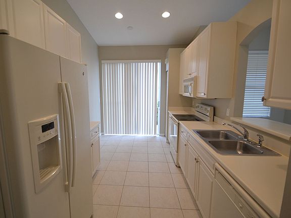 5th image of 8534 Water Cay