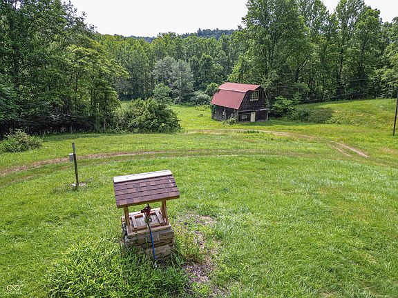 3rd image of 1262 Yellowwood Lake Rd