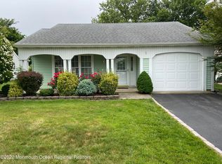 5 Frilham Ln, Manchester Township, NJ 08759