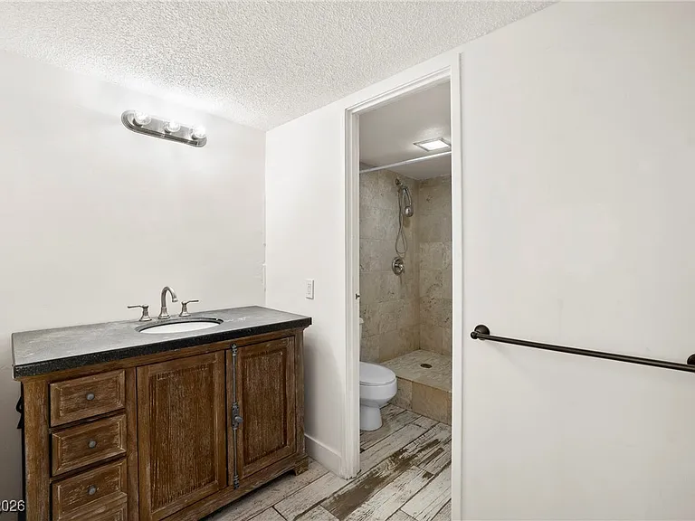 3930 University Center Dr #409 — Photo 15