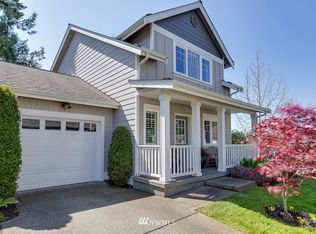 703 NE Daylily Ln #703, Bainbridge Island, WA 98110