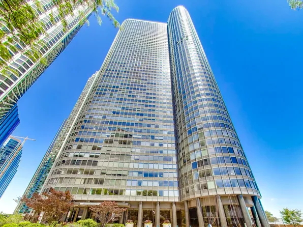 155 N Harbor Dr APT 2007, Chicago, IL 60601