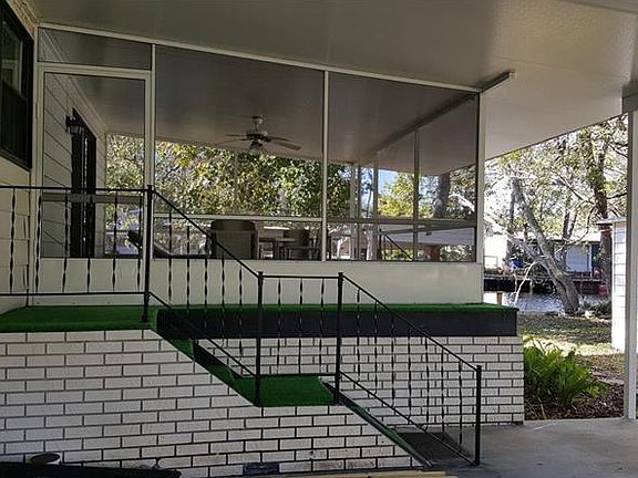 3rd image of 55617 Lee St