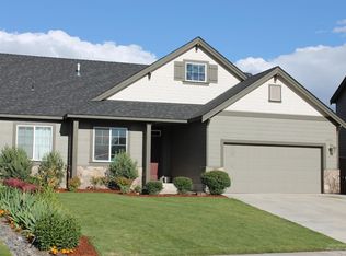 2720 SW 49th St, Redmond, OR 97756