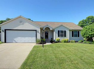 30463 Dunhill Xing, Elkhart, IN 46517