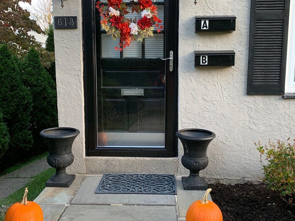 Common door