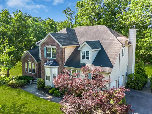 9 Olena Drive, Jackson, NJ 08527