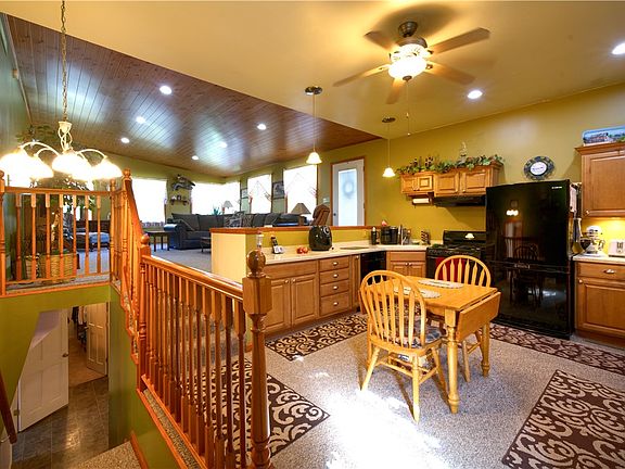 3rd image of 708 Stewartson Rd