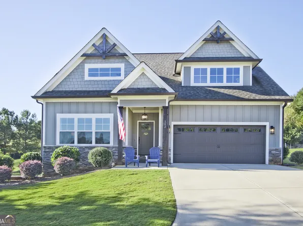 142 Timber Ridge Dr, Toccoa, GA 30577
