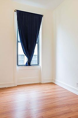 3rd image of 2707 Frederick Douglass Blvd APT 11