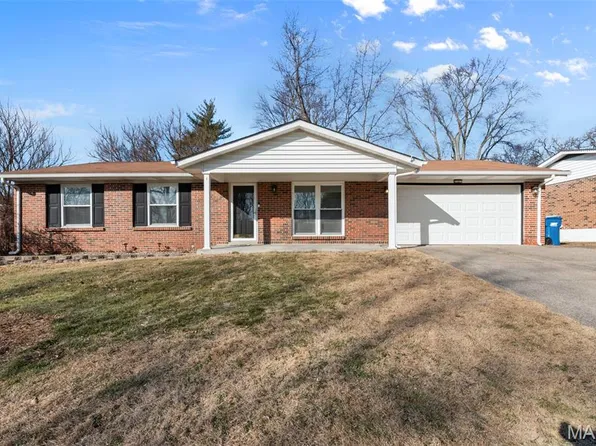 11239 Terry Ave, Bridgeton, MO 63044