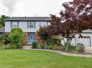 2A Sussex Rd, Holmdel, NJ 07733