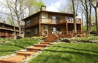 3rd image of 8212 NW Forest Dr