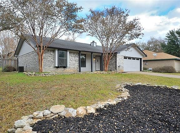 2nd image of 1300 Spanish Trail Dr