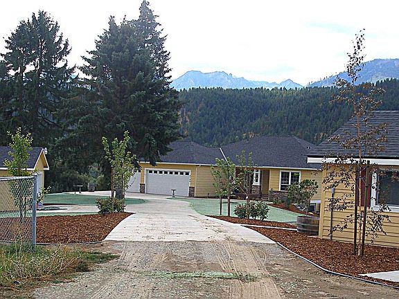 9798 North Road, Peshastin, WA 98847