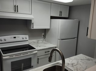 1721 Beacon St #9, Cincinnati, OH 45230