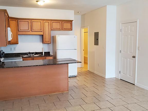 4th image of 1281 Century Oaks Dr APT C
