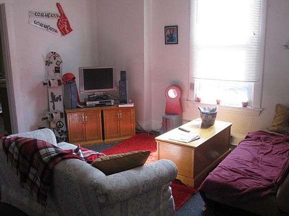 2nd image of 2336 Chickasaw St #1