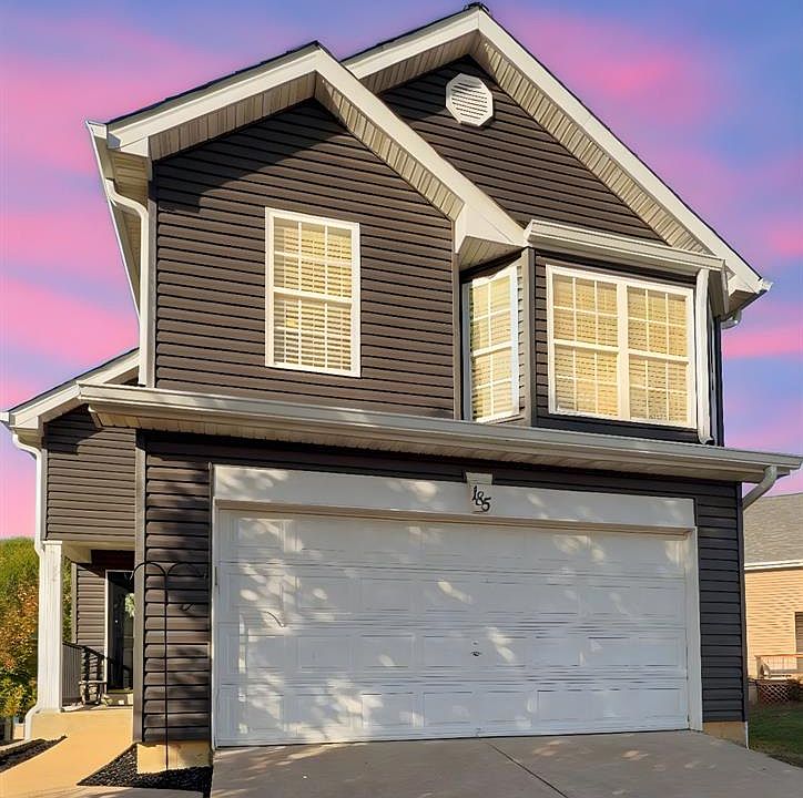 1st image of 185 Autumn Oaks Dr