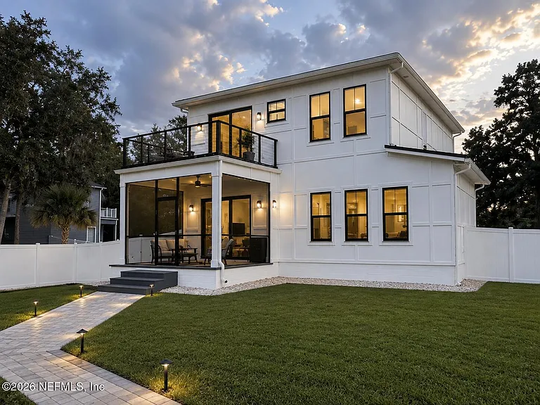 5395 Heckscher Dr — Photo 5