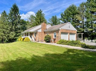 170 Canterbury Dr, Shady Spring, WV 25918