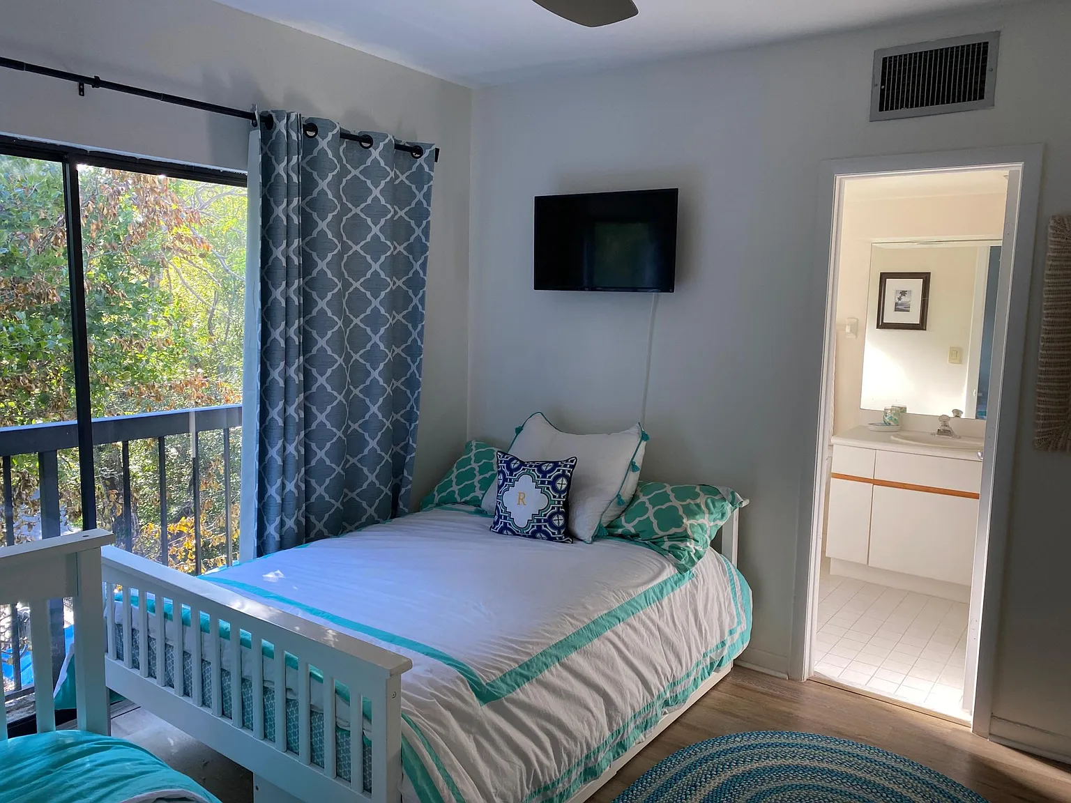 307 Sanctuary Dr — Photo 4