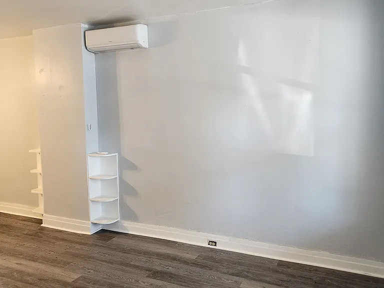340 E Guilford St — Photo 4