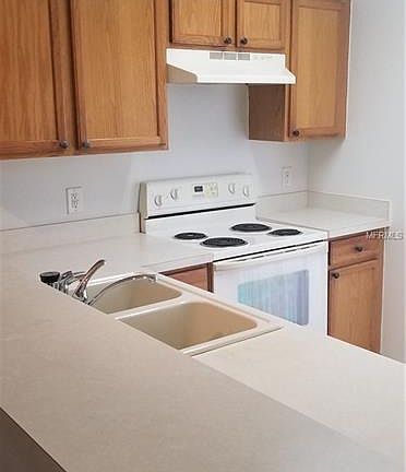 3rd image of 116 Wilton Cir