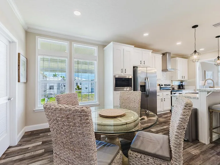 12581 Spring Meadow Dr — Photo 11