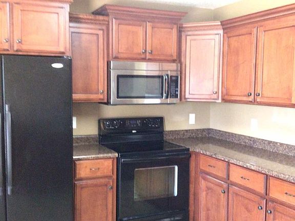 4th image of 329 Mill Pond Ln SE