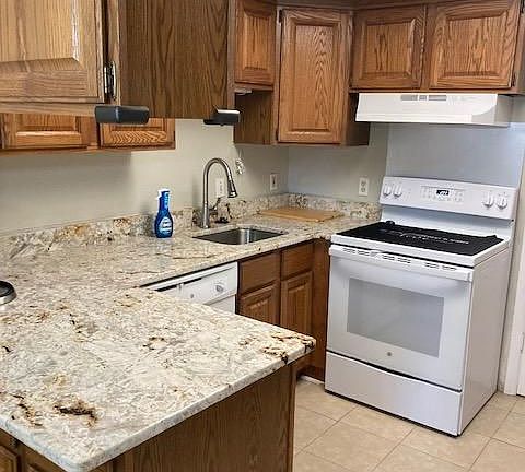 2nd image of 3625 Glen Eagles Dr #2-1A