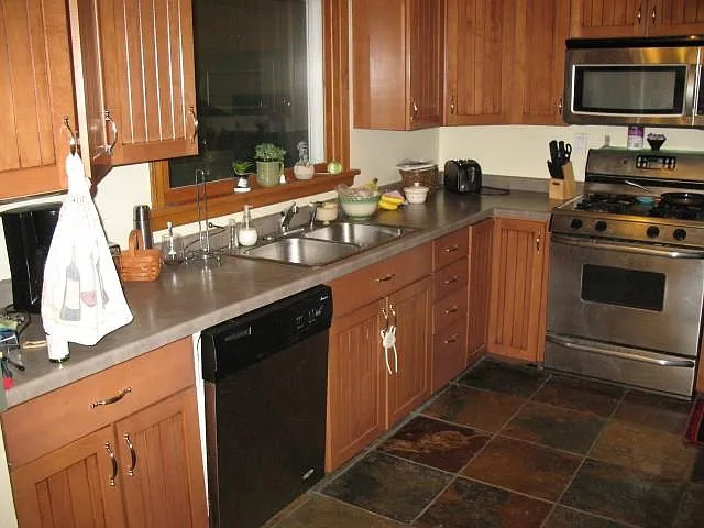5112 Cedar Ave S — Photo 6