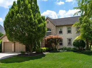 911 Bovee Ln, Powell, OH 43065