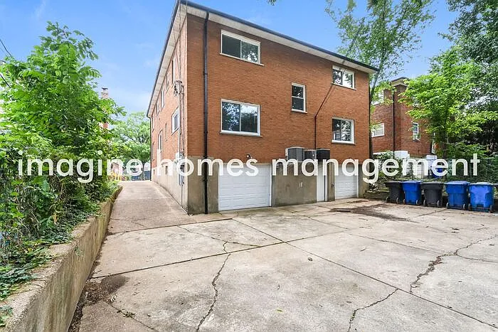 7337 Balson Ave — Photo 14