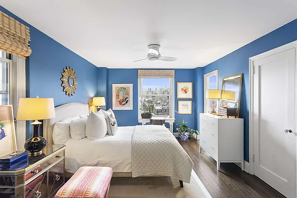 Sold by Compass | media 4