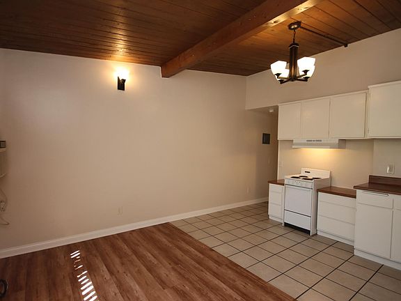 3rd image of 210 S Oak Knoll Ave APT 16