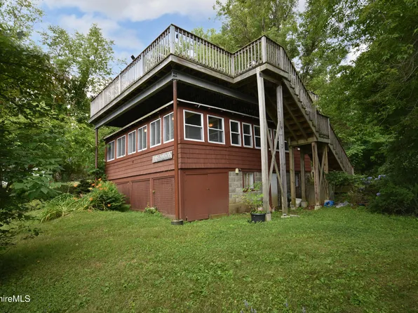 8 Broadway St, Pittsfield, MA 01201