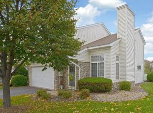 2080 Baneberry Way E, Chanhassen, MN 55317