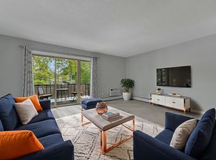 129 Fair St APT 10, Traverse City, MI 49686