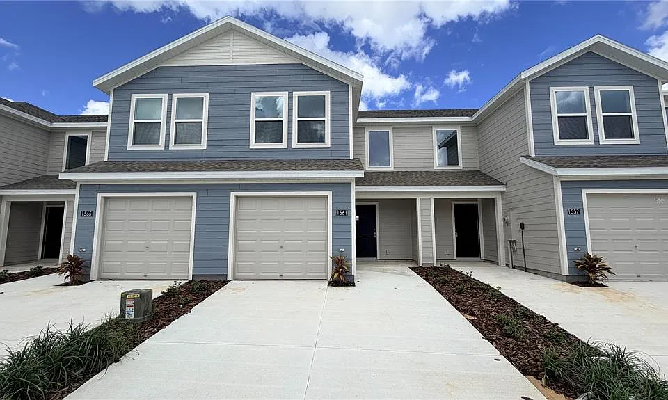 1561 Plank Pl