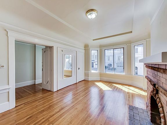 3rd image of 1584-1586 9th Ave #1584
