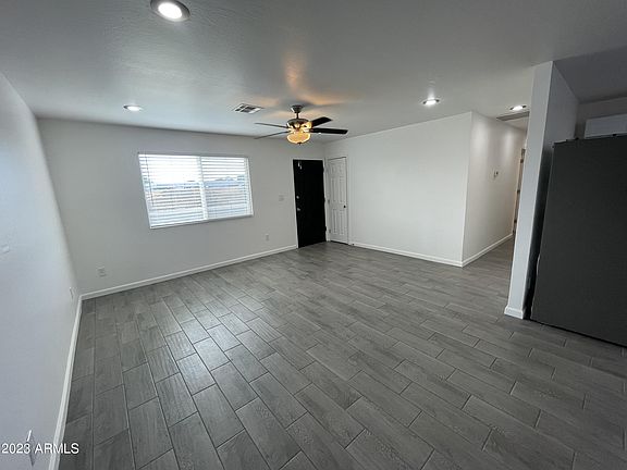 5th image of 3117 S Edward Dr