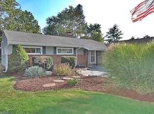 8493 Melody Ln, Macedonia, OH 44056