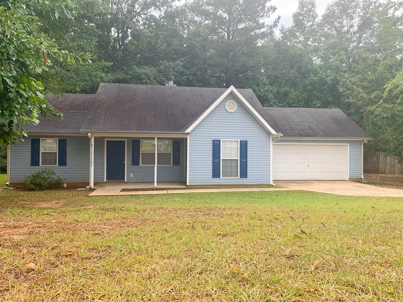 3 bed, $1,745 — Photo 2