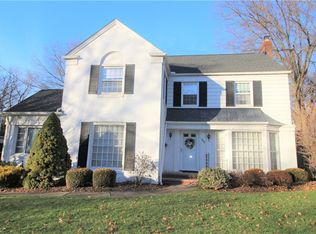 315 Mull Ave, Akron, OH 44313