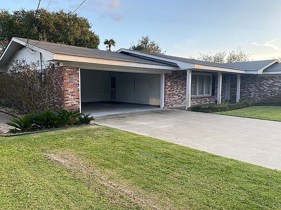 3rd image of 103 Robert Dr